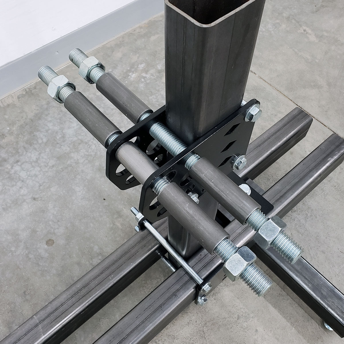 Chop Source Motorcycle Frame Jig Kit Axle Plate Fixture and Threaded Rods and Spacer Material